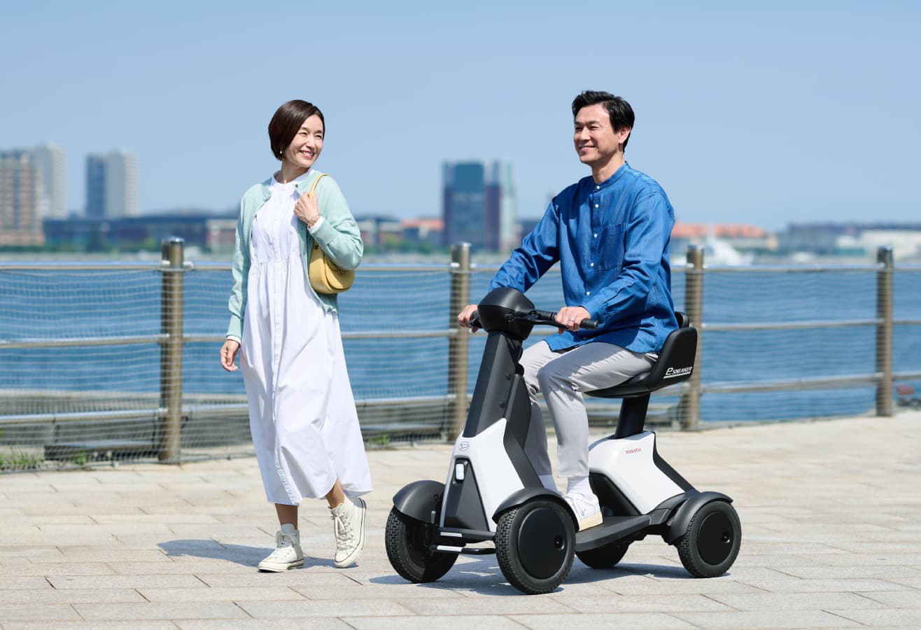 e-SNEAKER イメージ